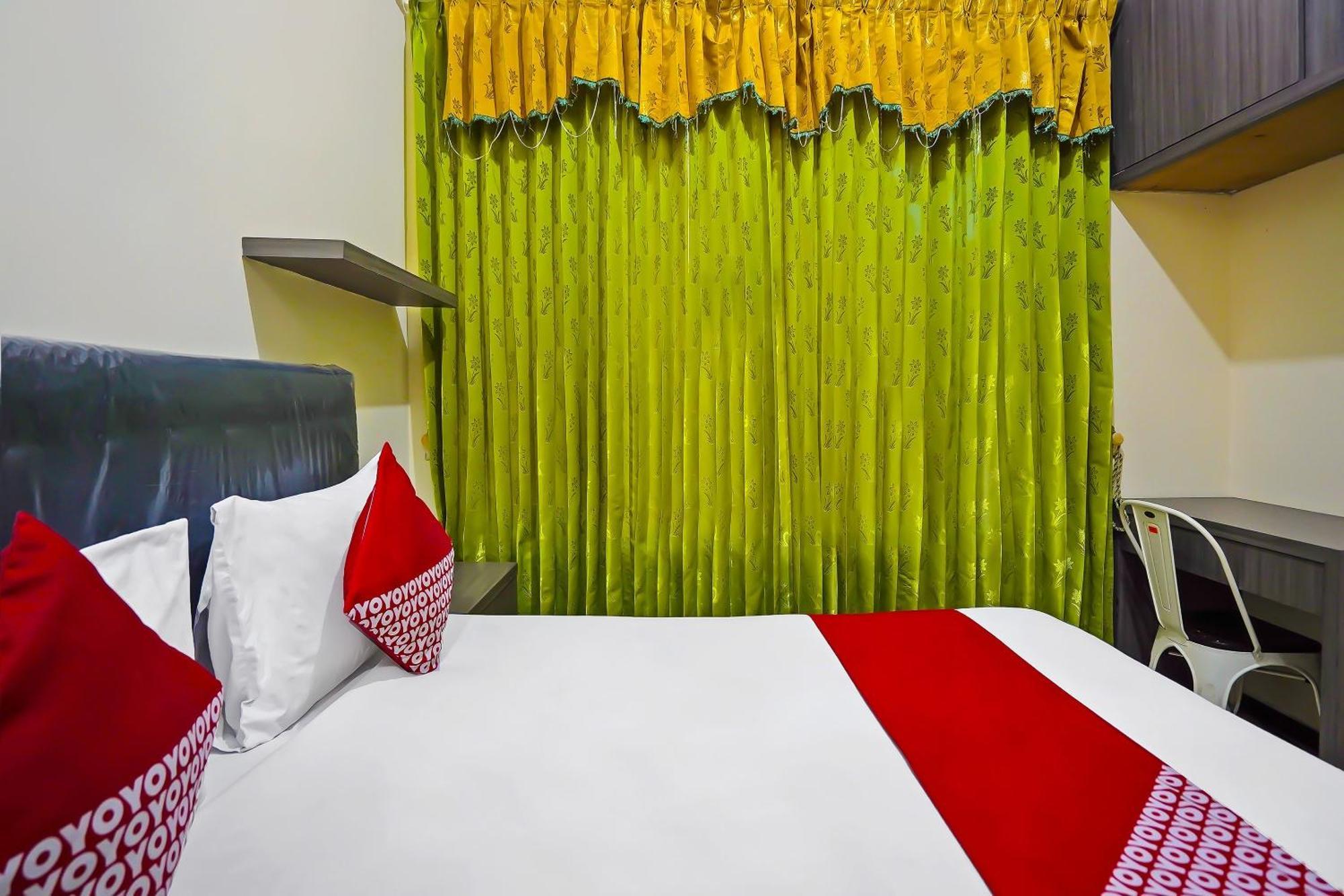 Oyo Life 511 Grace Residence Surabaia Exterior foto