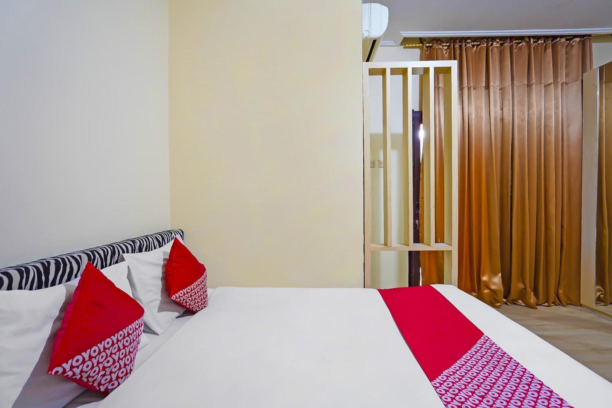 Oyo Life 511 Grace Residence Surabaia Exterior foto