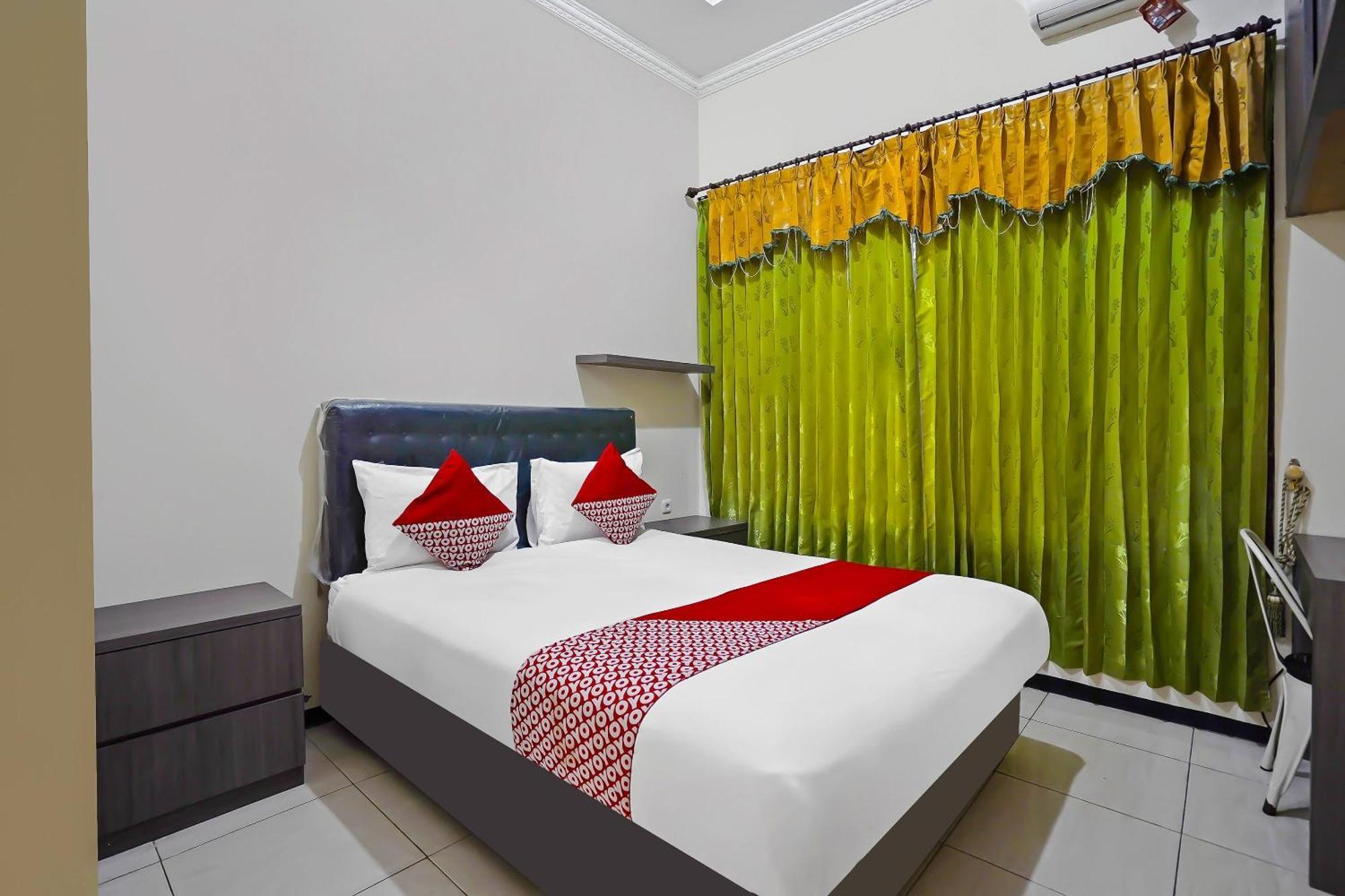 Oyo Life 511 Grace Residence Surabaia Exterior foto