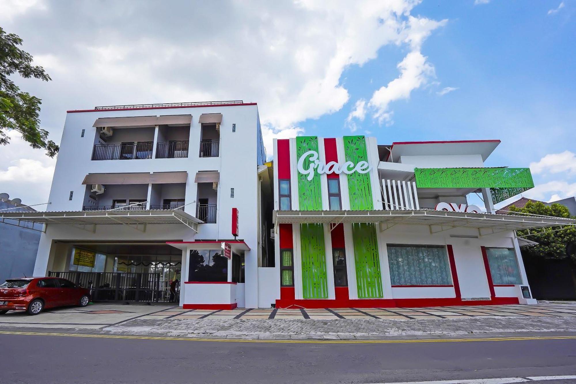 Oyo Life 511 Grace Residence Surabaia Exterior foto